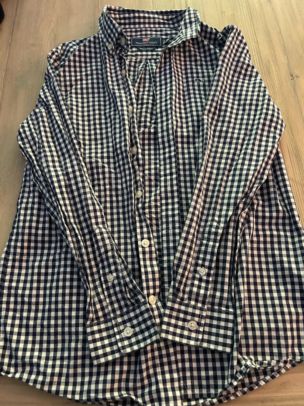 Vineyard Vines boys Navy and White Check med 12-14 Button-Down Shirt